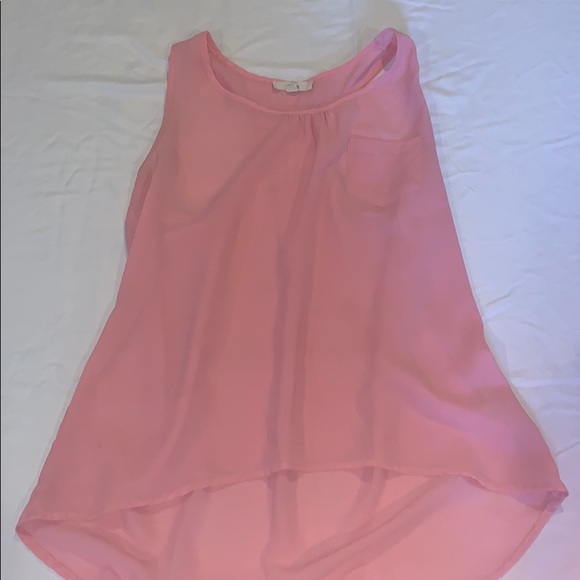 Pink top - Picture 1 of 4